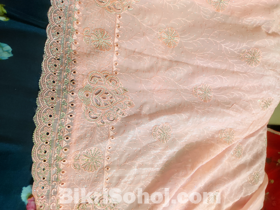 Unstitched three piece